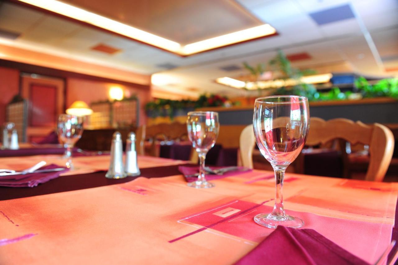 Vouziers Logis Argonne Hotel מראה חיצוני תמונה